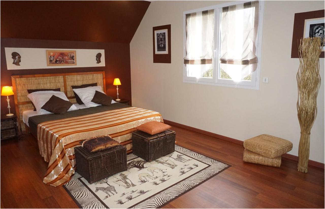 Les Centauris Bed & Breakfast Pleguien Luaran gambar